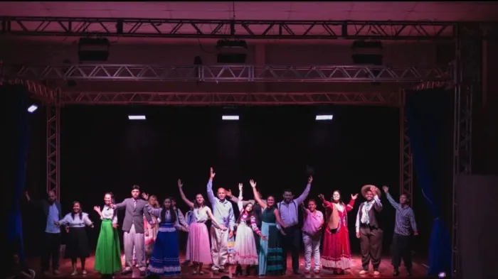 CULTURA: Espetáculo teatral gratuito acontece neste domingo (23), em Lucas do Rio Verde