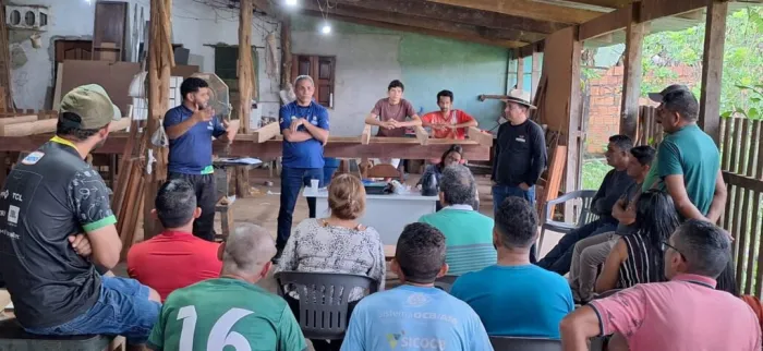 Moveleiros de Rio Preto da Eva recebem orientações técnicas sobre licenciamento ambiental