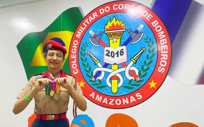 Aluna do Colégio do Corpo de Bombeiros é tricampeã na Olimpíada Brasileira de Matemática