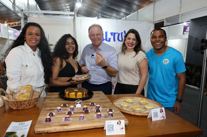 Aberta oficialmente a Feira das Juventudes Empreendedoras