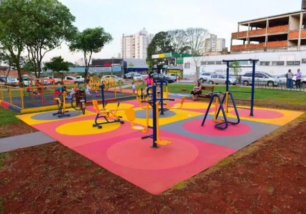 Vereador reitera pedido de construção de praça no Jardim Guarujá