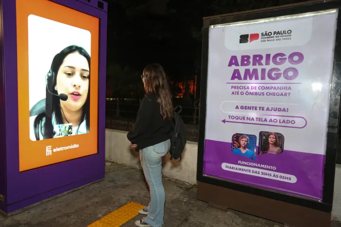 CLDF aprova “Abrigo Amigo” para aumentar segurança em pontos de ônibus do DF