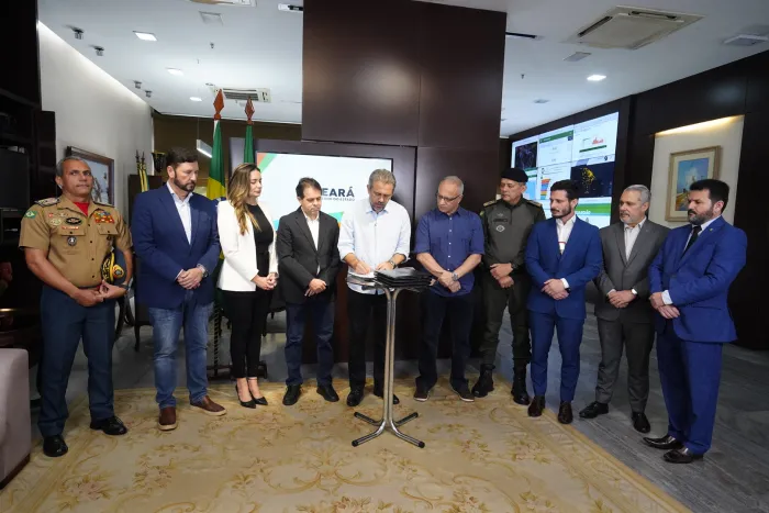 Governador Elmano envia à Alece pacote de medidas para reforçar o combate à criminalidade