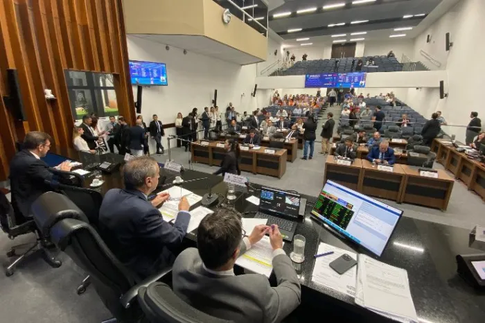 Deputados devem iniciar nesta quarta-feira votação da proposta da LDO