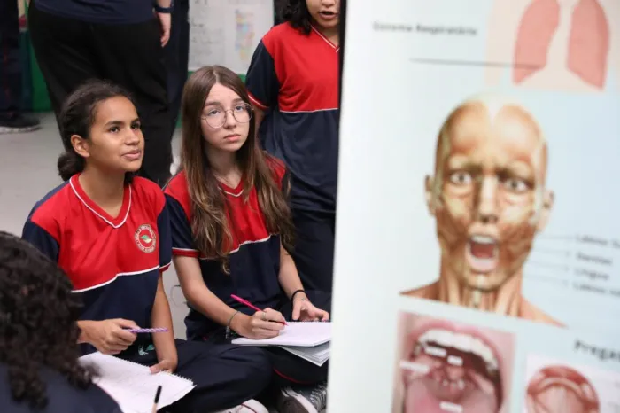 Escola Estadual de Tempo Integral organiza 2ª edição do Minimuseu da Língua Portuguesa