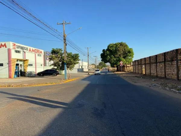 Parlamentar pede recapeamento asfáltico na Avenida Claudino Frâncio