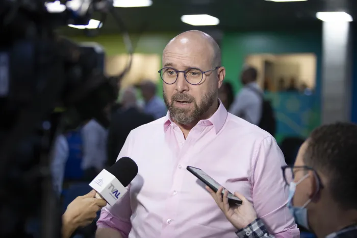 CST do Esporte realiza primeira reunião de trabalho na Arena Pantanal