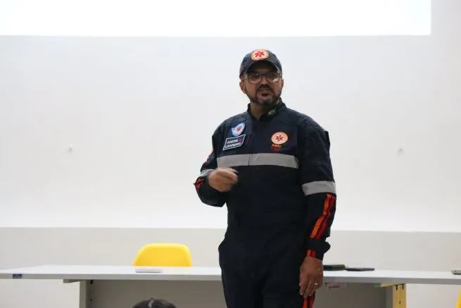 Enfermeiro de São Sebastião é voluntário no RS e faz palestra sobre sua experiência