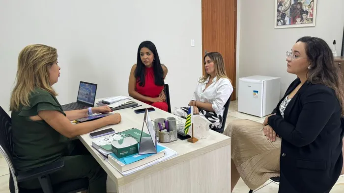 Secretárias Estadual e Municipal das Mulheres se reúnem para fortalecer políticas públicas em Teresina