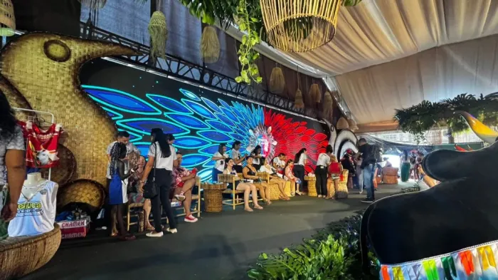 Em Parintins, Governo do Amazonas certifica mais de 200 alunos por meio do Cetam