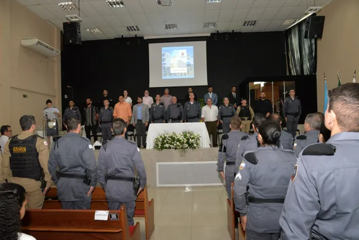 14º Batalhão celebra aniversário com solenidade militar