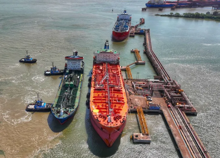 Porto do Itaqui recebe petróleo pela primeira vez em 40 anos