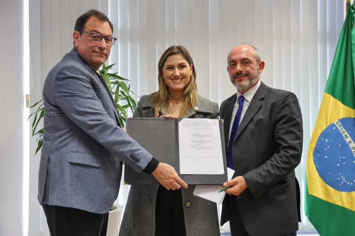 IMA firma acordo com o TJSC para fortalecer o enfrentamento às violações do meio ambiente