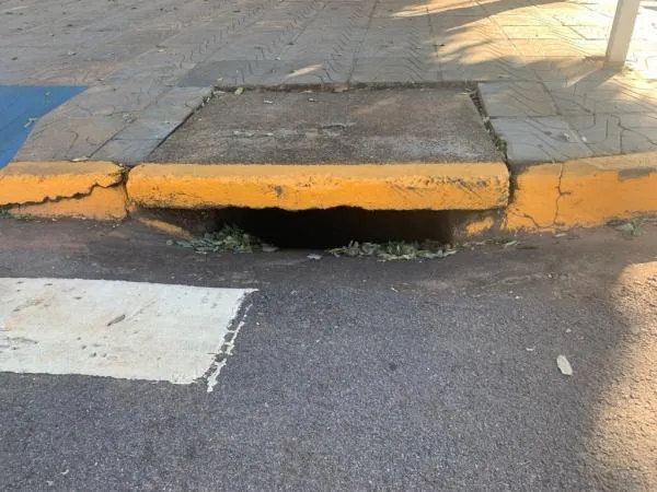 Parlamentar solicita mutirão de limpeza de bocas de lobo nos bairros de Sorriso