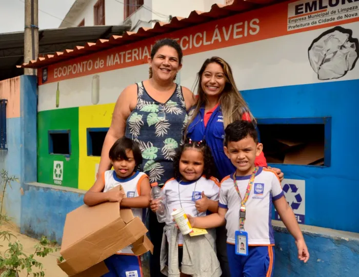 Ponto de Entrega Voluntária (PEV) de material reciclável nas escolas de Nova Iguaçu vai estimular a educação ambiental de alunos