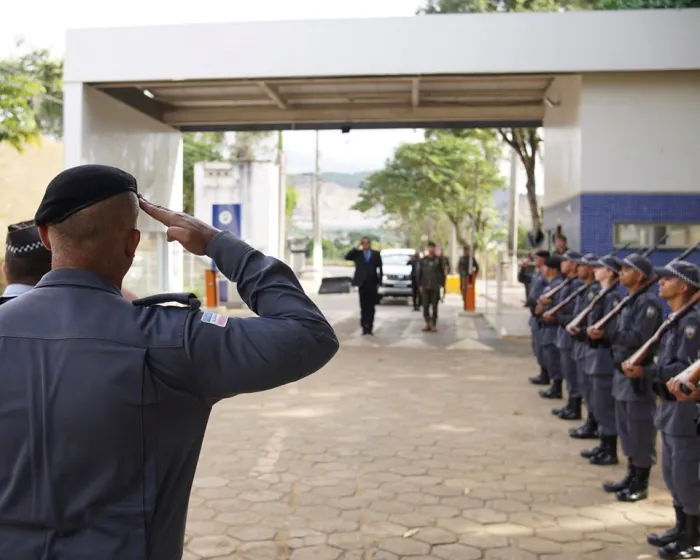 Academia de Polícia Militar do Espírito Santo Recebe Comitiva do Exército Brasileiro para Visita de Orientação Técnica