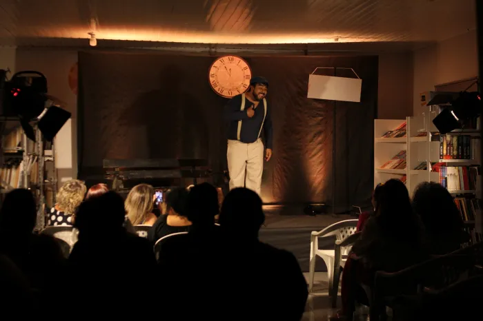 Sarau Cênico “Estações” reuniu luverdenses na Biblioteca Monteiro Lobato