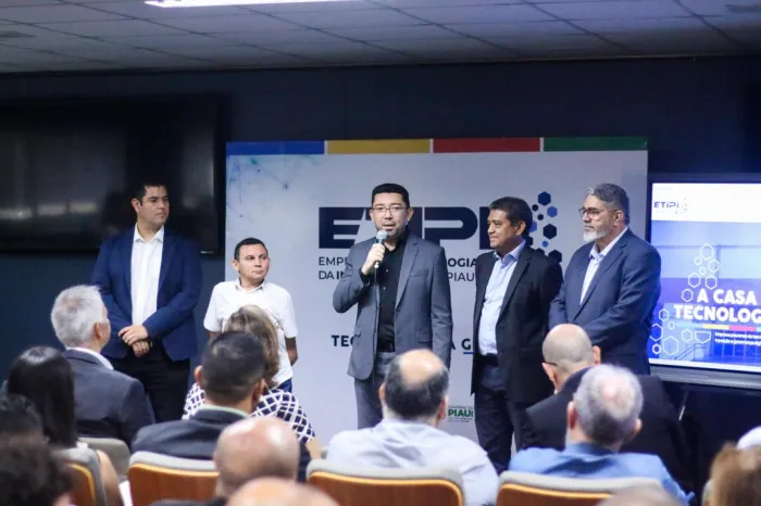 Etipi reúne gestores para tratar de armazenamento em nuvem com inteligência artificial e governo digital