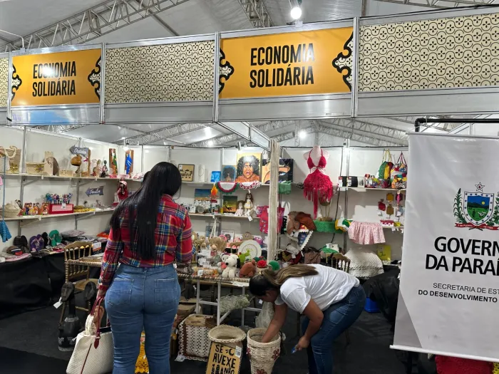 Artesãos das Casas de Economia Solidária comemoram sucesso de vendas no Salão do Artesanato Paraibano, em Campina Grande