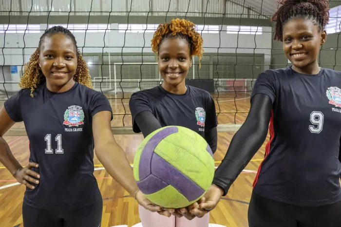 Time PG recebe atletas de Moçambique em projeto pioneiro no Brasil contra o racismo no esporte