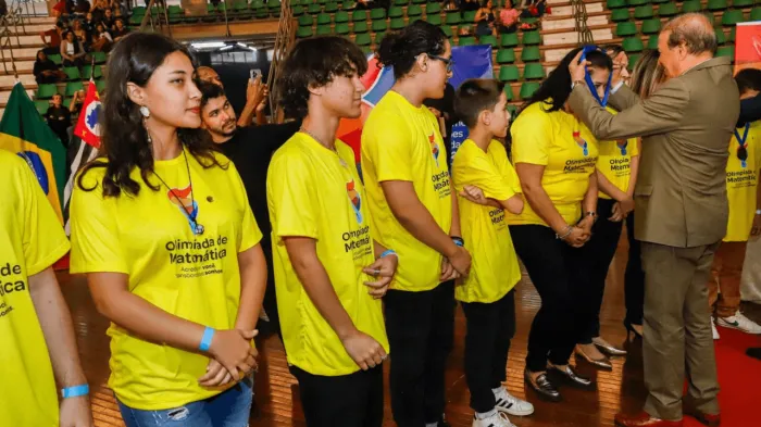 Mais de 1200 alunos são medalhistas da Olimpíada de Matemática