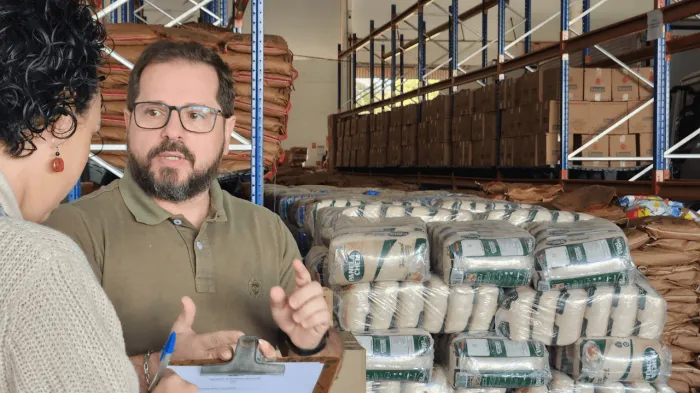 Conselho de Alimentação Escolar visita Galpão da Merenda
