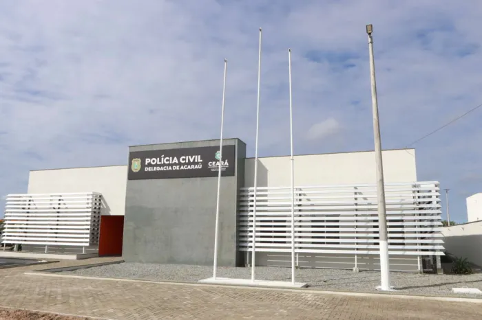 Governo do Ceará entrega nova delegacia da Polícia Civil para população de Acaraú
