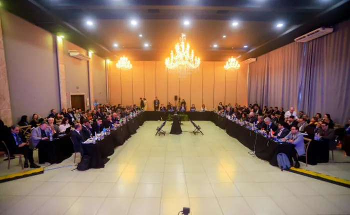 Estados e União debatem propostas de reforma tributária enviadas ao Congresso Nacional