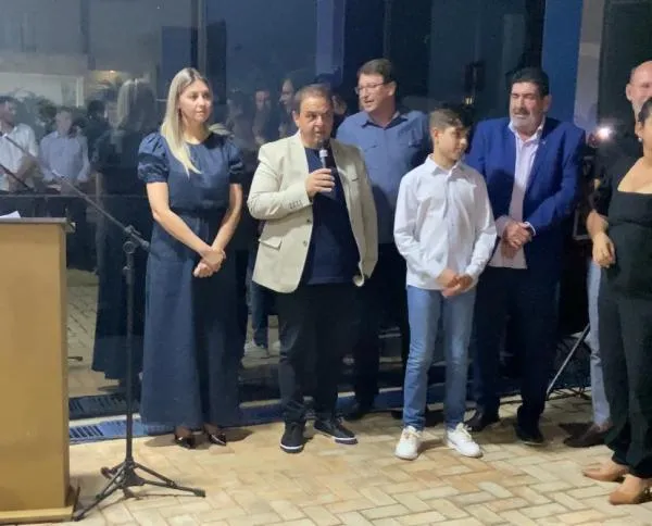 Vereadores participam de inauguração do Instituto Nefrológico Adilson Roberto Martins