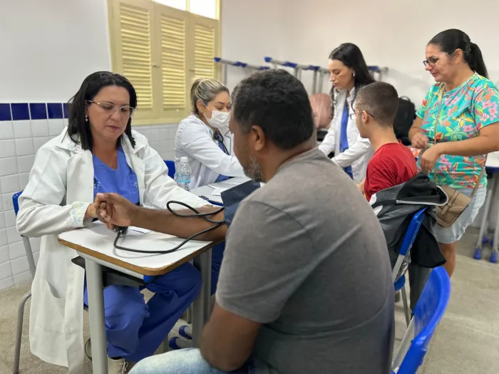 Feira de Serviços: “Aqui Tem Mais Saúde” oferta atendimento para a população de Juazeirinho e região