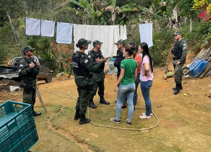 BPMA localiza canil clandestino com 192 cachorros que sofriam de maus-tratos