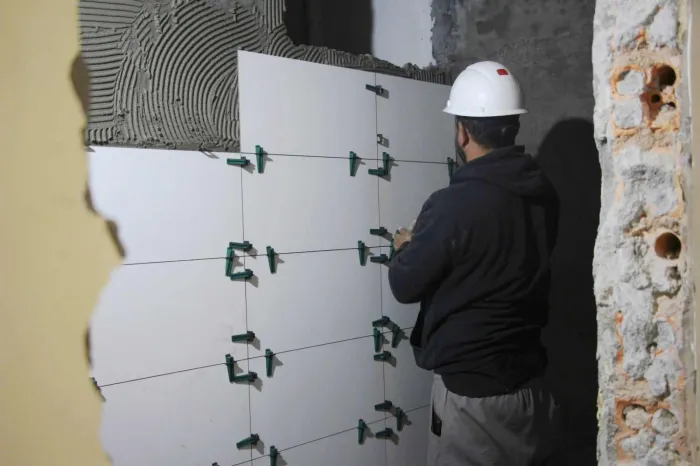 Saúde em Obras: com investimentos do Estado, Hospital Regional de São José reforma quartos e fachada 