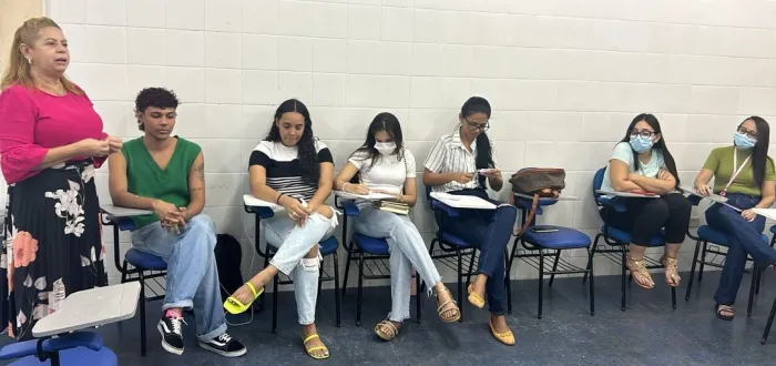 HGV capacita servidores sobre o acolhimento no Ambulatório Trans Makelly Castro