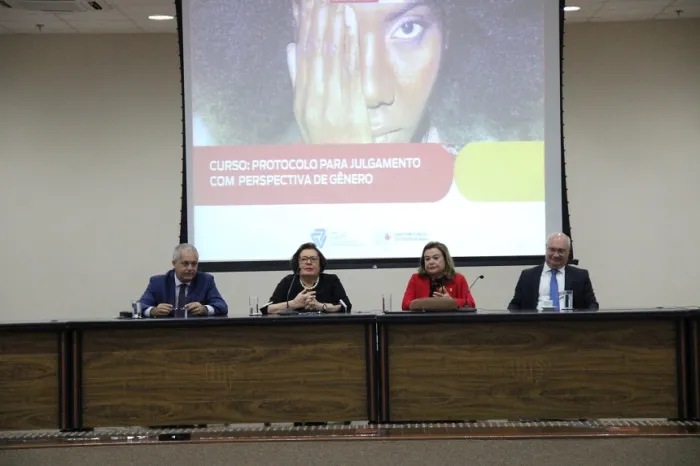 Integrantes do MP participam de capacitação voltada ao enfrentamento da violência de gênero