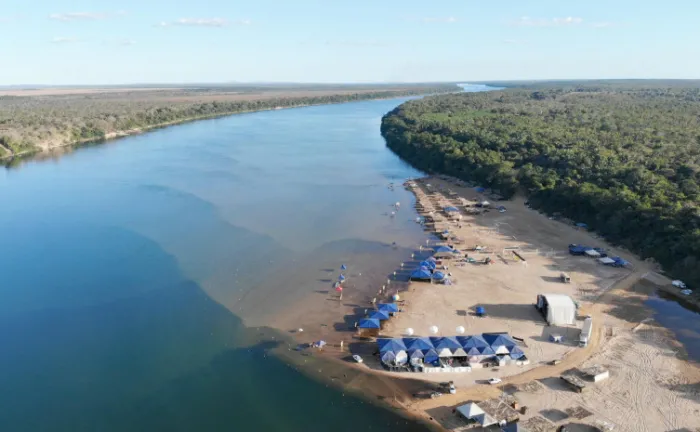 Investimentos do Governo do Tocantins em estrutura das praias de Rio dos Bois e Tupiratins garantem diversão para banhistas
