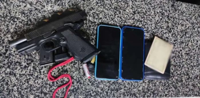 Polícia Militar captura suspeito com arma e munições em Pacatuba