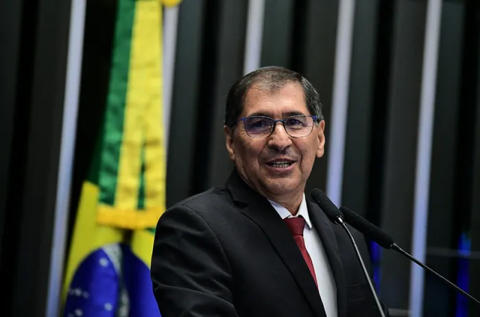 Bene Camacho é empossado no Senado como senador pelo Maranhão