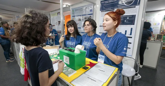Estudantes na última edição da Febrace, realizada no campus da USP no bairro do Butantã, em São Paulo