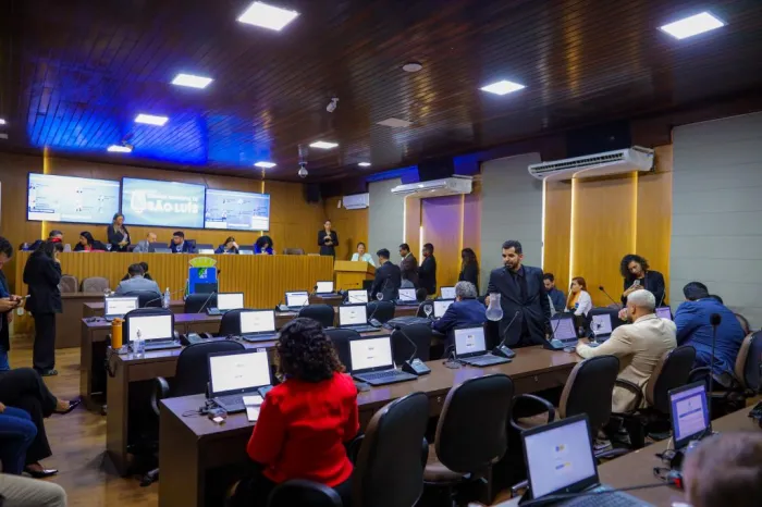 Câmara aprova 11 projetos de lei nesta terça, 16