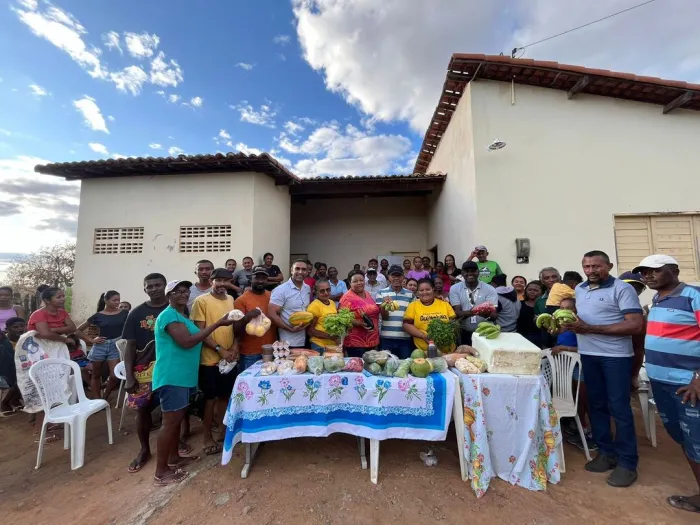 SAF realiza 1ª entrega de alimentos produzidos por quilombolas pelo PAA em Paulistana