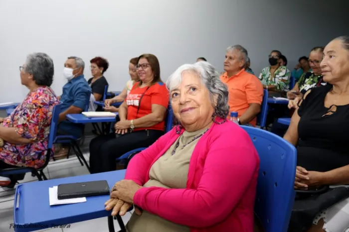Conexão 60+: FUnATI abre matrículas para curso sobre tecnologia voltado para pessoas idosas