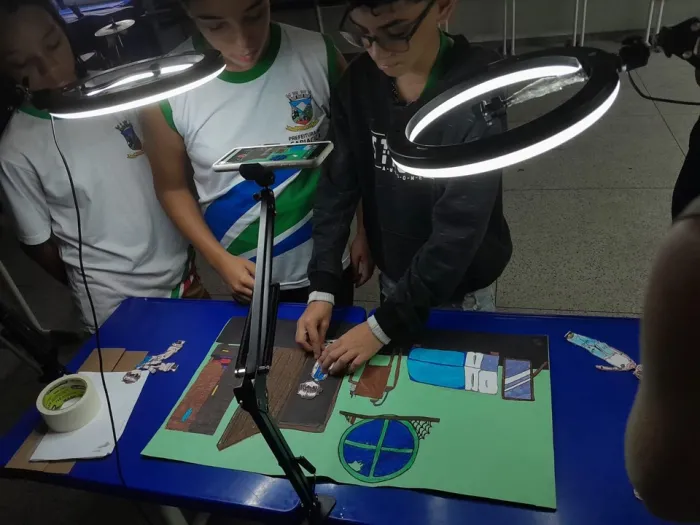 Projeto de animação escolar resulta em quatro curtas em stop motion com mostra em Cariacica