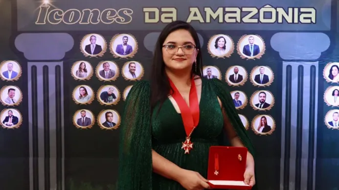 Destaque na gastronomia, chefe de cozinha e professora do Ieptec recebe título de Dama Comendadora pela Câmara Brasileira de Cultura