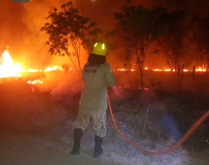 Nas últimas 24 horas, Corpo de Bombeiros combateu 70 focos de incêndio em Manicoré