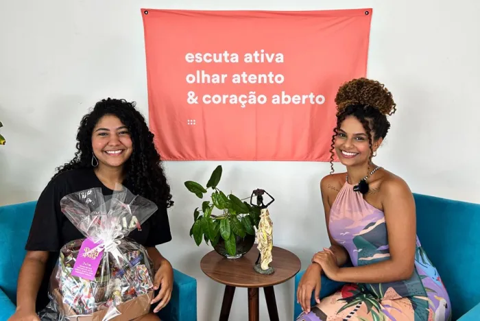 Podcast ajuda meninas negras capixabas a lidar com desafios da vida adulta