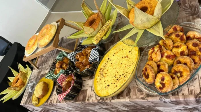 Turma da oficina de doces e salgados do milho da Escola de Gastronomia do Ieptec conclui capacitação e é certificada