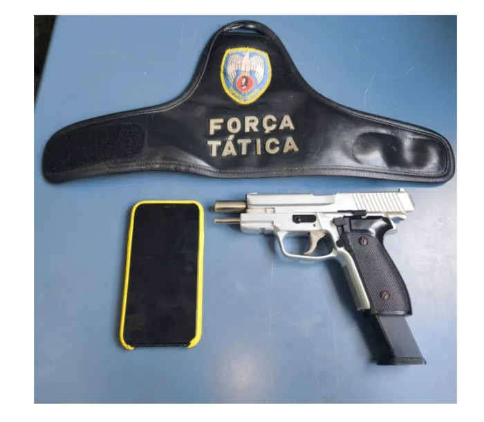 Jovem é detido pela Policia Militar em Coqueiral de Aracruz