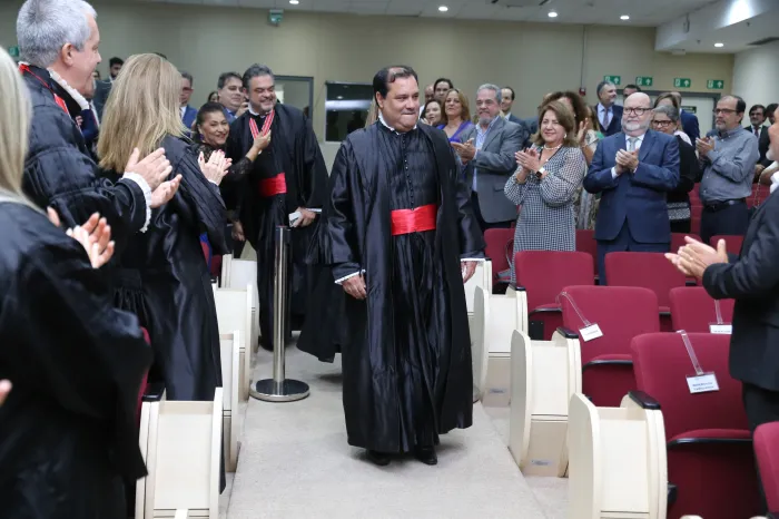 Adalvo Nunes Dourado é empossado procurador de Justiça no MP baiano
