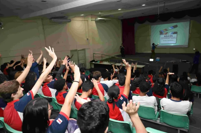 Mais de 200 alunos do Ceti Gilberto Mestrinho participam do 1° Aulão Presencial de 2024