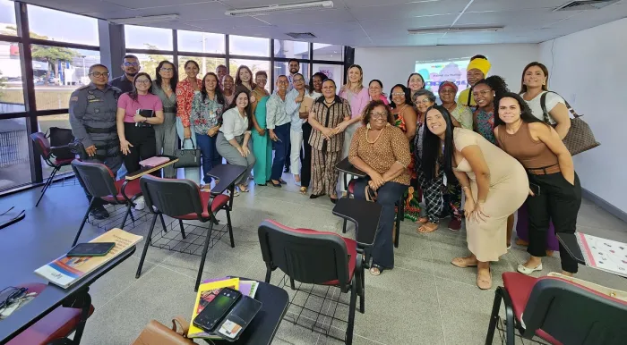 - Imesc apresenta aplicativo ao Comitê de Políticas Públicas para Mulheres (Foto: Mayara Moraes)